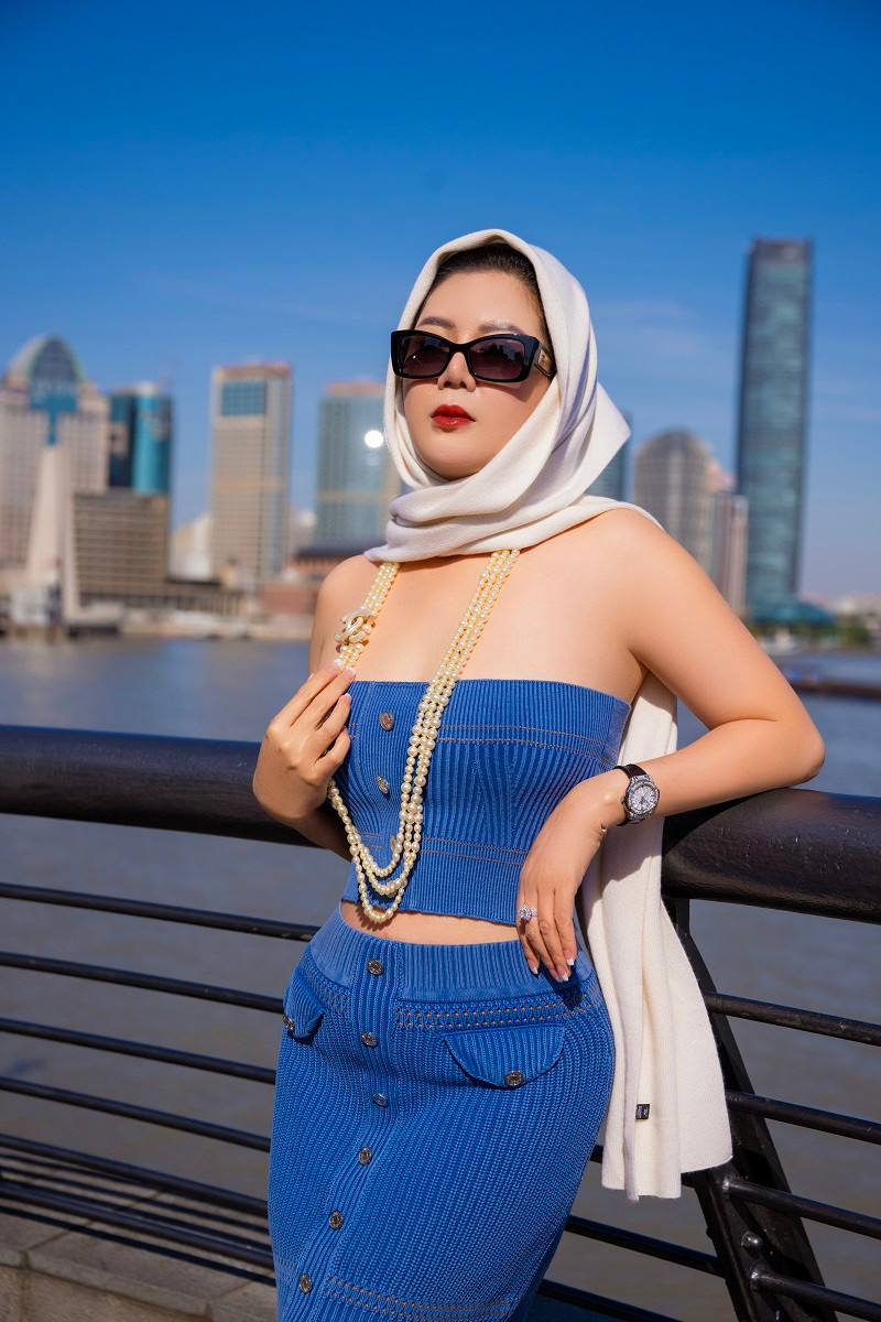 Ca si Dinh Hien Anh khoe ve tre trung o tuoi U50