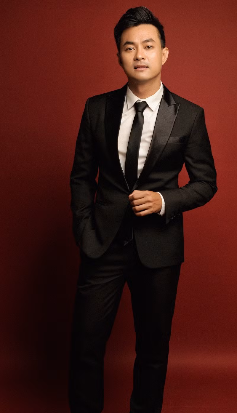 NSUT Manh Dung tham gia chuong trinh nghe thuat “Chuyen tau huyen thoai”-Hinh-3