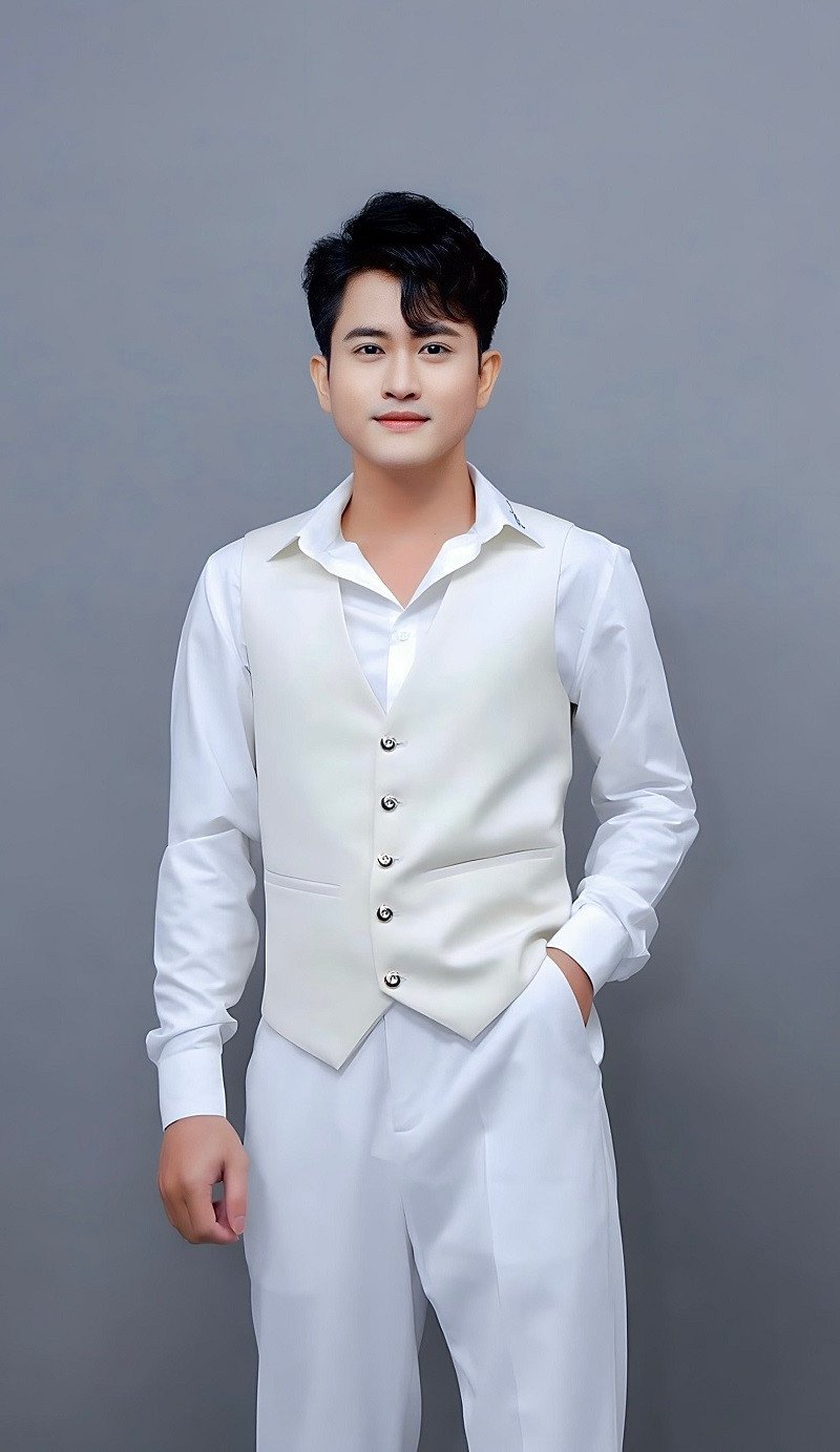 Hoang Tam Anh to chuc minishow “Nhung buoc chan am tham”-Hinh-3