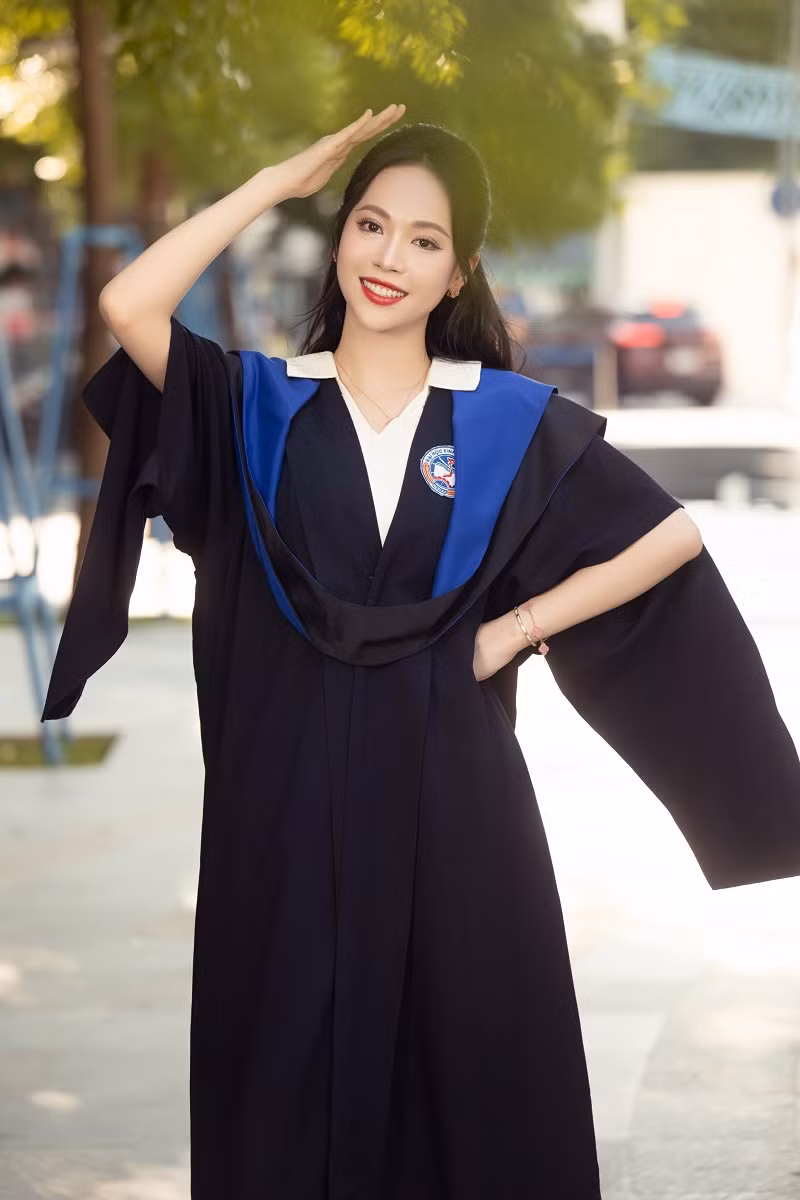 Sắp đến, Á hậu Trịnh Thùy Linh dự định phát triển bản thân nhiều hơn ở lĩnh vực diễn giả, truyền cảm hứng cũng như tìm hiểu nhiều hơn về lĩnh vực chăm sóc sắc đẹp, đồng hành cùng các cô gái trẻ. Bên cạnh đó, cô cũng mong muốn được tham gia nhiều dự án cộng đồng hơn, viết tiếp sứ mệnh của mình với cương vị là Á hậu 1 Hoa hậu Việt Nam 2022.