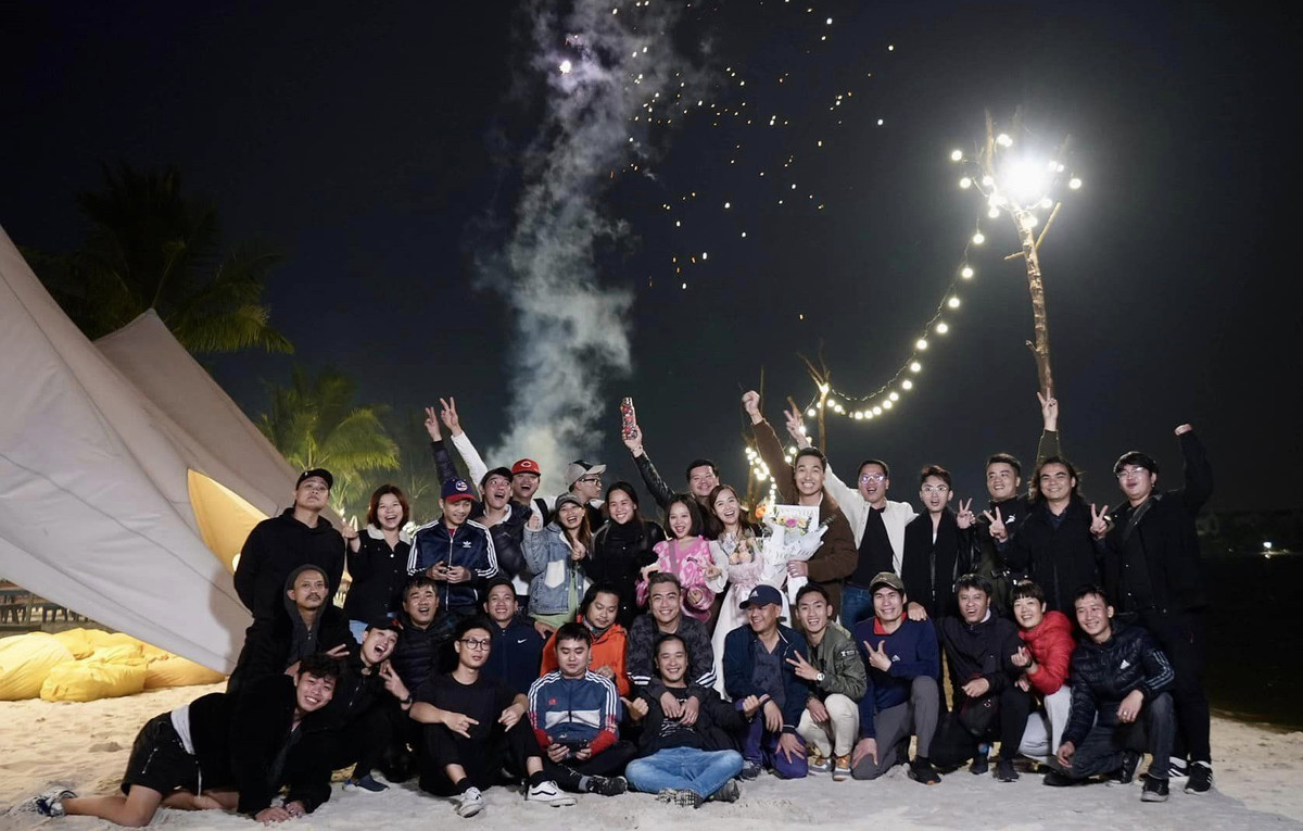 Huyen Lizzie chia tay phim 