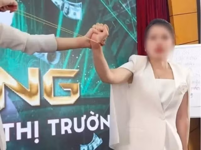 Ban day thun vao co tay, bac si canh bao rat nguy hiem