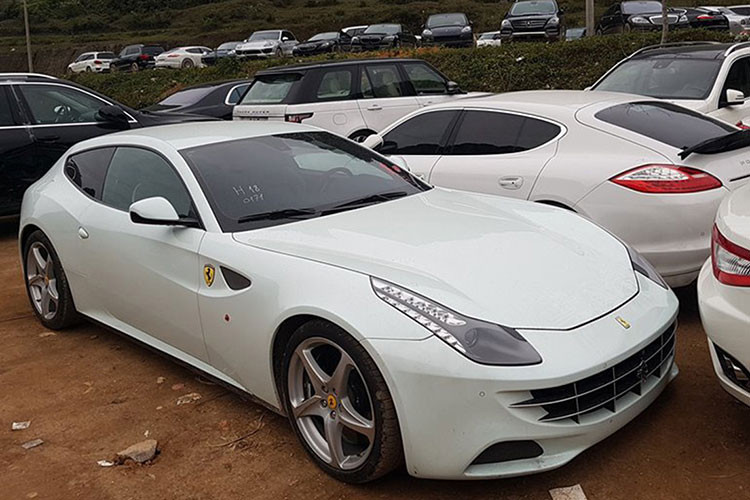 Loat sieu xe trieu do gioi han xuat hien 