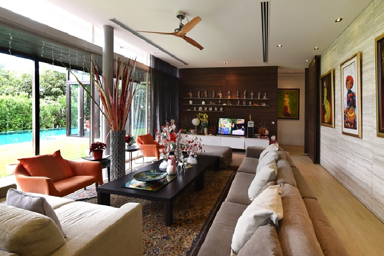 Những căn nhà gỗ hạng sang đã trở nên độc quyền hơn bao giờ hết khi người mua thường phải là công dân Singapore.