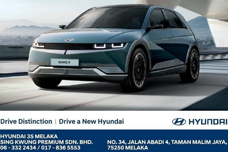Mẫu SUV thuần điện Hyundai Ioniq 5 2022 mới đã lần đầu tiên trình làng vào hồi tháng 2 năm ngoái và nhanh chóng được bày bán tại nhiều thị trường trên thế giới như Hàn Quốc, Mỹ và châu Âu. Ngoài những thị trường này, Hyundai Ioniq 5 còn rục rịch ra mắt các khu vực khác như Đông Nam Á. Mới đây, đại lý tại Malaysia đã bất ngờ công bố nhận đặt cọc dành cho mẫu SUV thuần điện này.