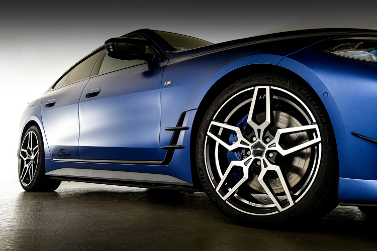 Trên thực tế, phần duy nhất của i4 AC Schnitzer còn sót lại là hệ thống truyền động điện. Tuy nhiên, thương hiệu không tiến hành nâng cấp động cơ điện cho xe.