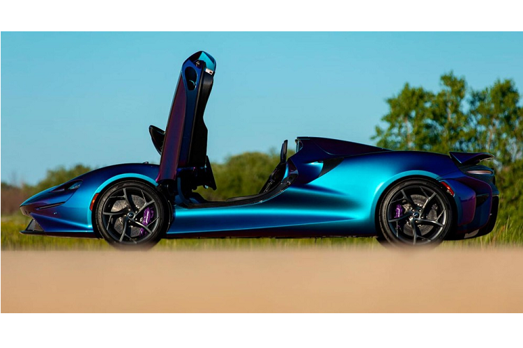 Ngoài thiết kế ấn tượng ra, Elva không có gì quá nổi trội với sức mạnh vẫn đến từ khối động cơ V8, tăng áp kép, dung tích 4.0 lít tương tự như các siêu xe McLaren 720S , McLaren 720S Spider và cả siêu phẩm hypercar McLaren Senna của Hoàng Kim Khánh hay ông Đặng Lê Nguyên Vũ sở hữu.