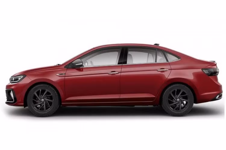 Volkswagen Virtus 2022 sở hữu chiều dài 4.561 mm, chiều rộng 1.752 mm, chiều cao 1.407 mm và chiều dài cơ sở 2.651 mm. So với những đối thủ cùng phân khúc như Hyundai Accent (2.600 mm) và Honda City (2.600 mm), mẫu xe này có chiều dài cơ sở nhỉnh hơn một chút.