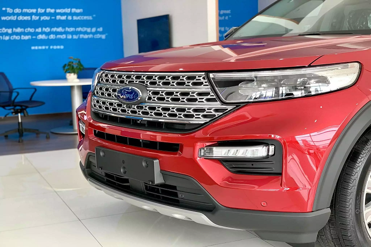 Có thể thấy, mức giá để người tiêu dùng lăn bánh Ford Explorer 2022 ở thời điểm hiện tại là không hề rẻ.