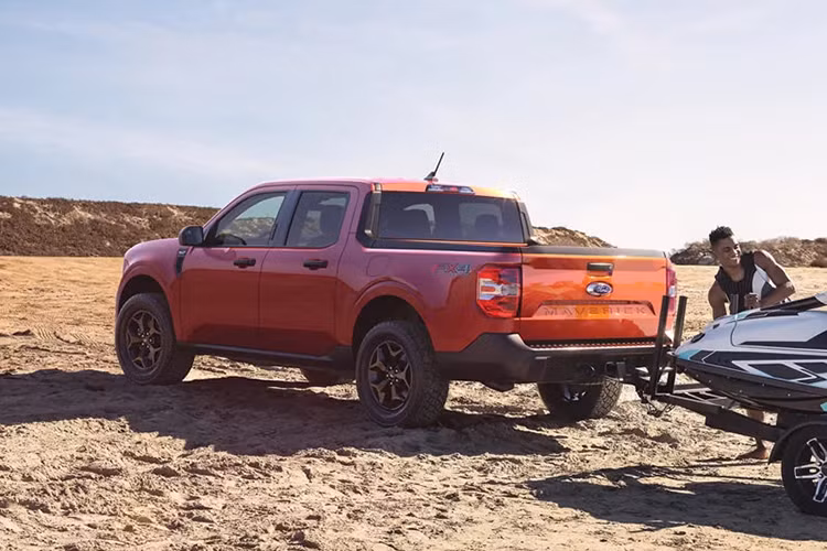 Trong đơn xin cấp bằng sáng chế của mình, Ford đã mô tả một hệ thống thông gió tận dụng cấu trúc khung xe liền khối của của một chiếc xe bán tải, cụ thể ở đây là Maverick. Theo bằng sáng chế, ở giữa thùng xe Ford Maverick 2022 và cabin sẽ có quạt thông gió. Như vậy, người dùng có thể bọc thùng xe lại và giữ cho nó ở nhiệt độ mong muốn.