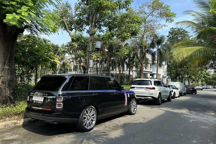 Dù sao, cũng chúc mừng chủ nhân Pagani Huayra đã hoàn thành các thủ tục đăng ký biển số cho chiếc xe SUV siêu sang mới mua và sẽ sớm trải nghiệm em nó.