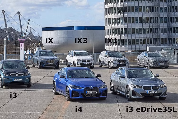 Đây cũng là đơn vị phụ trách cải tiến một số linh kiện của xe nhằm đáp ứng yêu cầu của chuỗi cung cấp tại Trung Quốc. Về cơ bản, chiếc BMW i3 Sedan là bản facelift của G20 3 Series với bổ sung các chi tiết điểm nhấn màu xanh dương ở ngoại thất, cụ thể là lưới tản nhiệt và cản sốc trước. Các tùy chọn nâng cao cho BMW i3 eDrive35L có thể kể đến lazăng 18 inch hoặc 19 inch với thiết kế nan khác nhau.