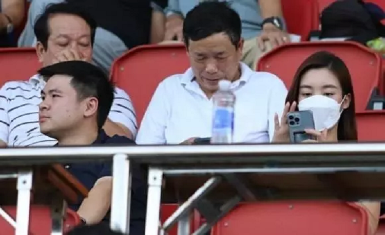 'Tom gon' hoa hau Do My Linh hen ho con trai bau Hien-Hinh-2