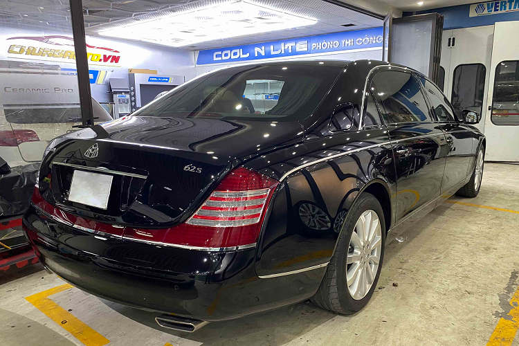 Tại Việt Nam, hiện không có nhiều vị chủ sở hữu xe “chịu chơi” để có thể đem chiếc xe của mình ra nước ngoài bảo dưỡng, đại tu.