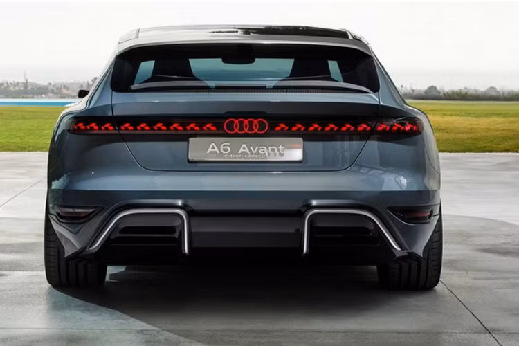 Theo Audi, phiên bản dẫn động cầu sau của xe điện Audi A6 Avant E-Tron sẽ có khả năng chạy tới 700 km trong một lần sạc đầy.