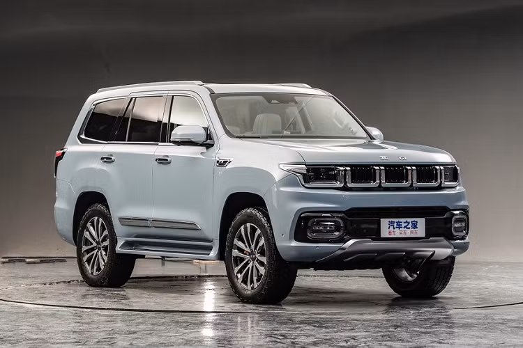 Ngày 1/6/2022, thương hiệu Beijing Off-Road thuộc hãng xe BAIC đã chính thức tung ra mẫu SUV hoàn toàn mới mang tên BJ60. Tại thị trường Trung Quốc, Beijing BJ60 2023 mới sẽ được định vị giữa 2 người anh em BJ40 và BJ80.