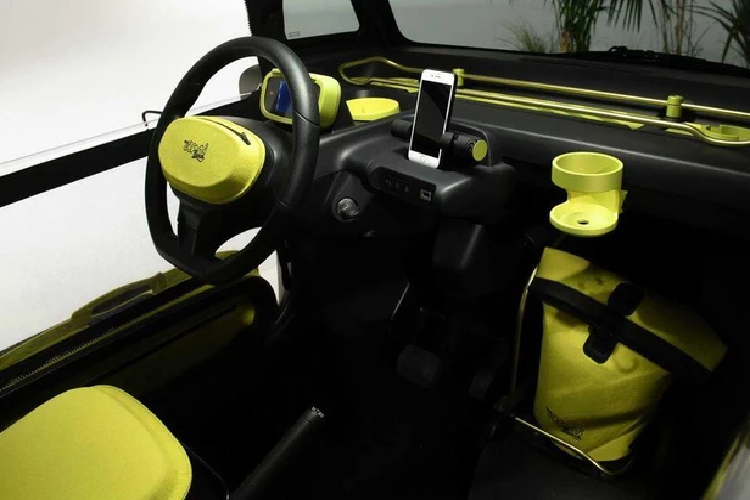 Citroen My Ami Buggy được trang bị mô-tơ điện sản sinh công suất tối đa 8 mã lực (6 kw), lấy năng lượng từ bộ pin 5,5 kWh, mang đến tầm hoạt động 70 km.