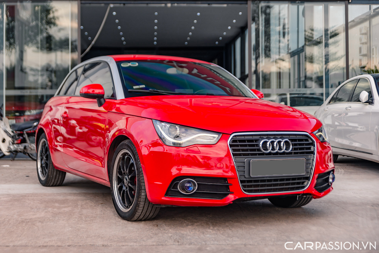 Mới đây, một chiếc Audi A1 đời 2010 đã được rao bán lại với giá khoảng 400 triệu đồng, ngang ngửa một chiếc Kia Morning mới, phù hợp với phụ nữ có nhu cầu đi lại trong phố thị.