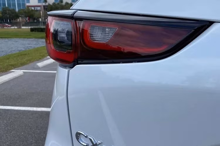 Trong tương lai gần, Thaco sẽ sớm giới thiệu Mazda CX-5 2022 tại Việt Nam, nhằm tăng sức cạnh tranh hơn với các đối thủ trong phân khúc CUV cỡ C như Hyundai Tucson thế hệ mới và Toyota Corolla Cross – hai mẫu xe đang “làm mưa làm gió” thu hút sự quan tâm của nhiều khách hàng trên thị trường.