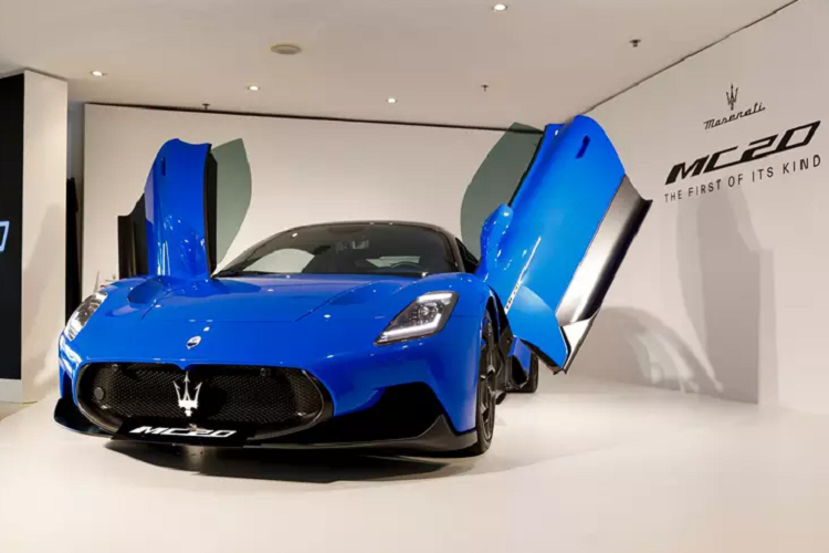 Đặc biệt, chương trình cá nhân hóa Fuoriserie do Maserati cung cấp tạo điều kiện cho khách hàng rộng mở sức sáng tạo, thể hiện trọn vẹn cá tính, cảm hứng và phong cách bên trong.