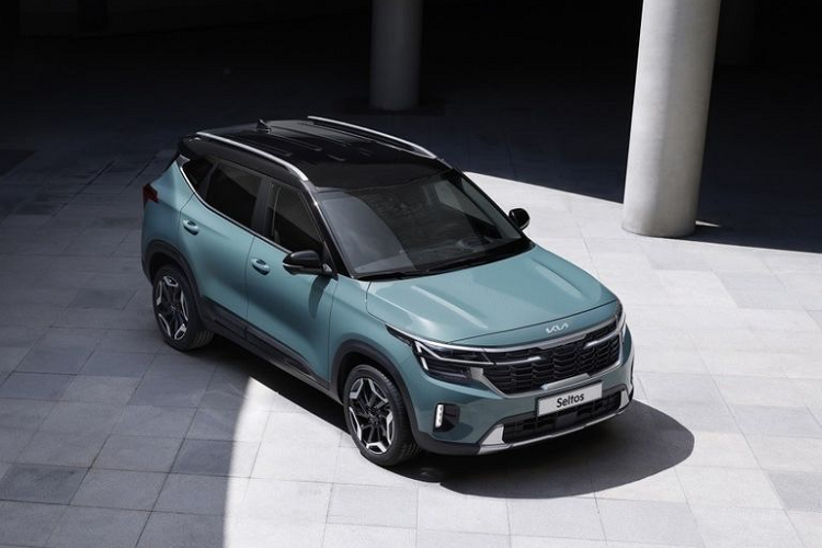 Kia dự kiến sẽ ra mắt phiên bản nâng cấp của Seltos tại Triển lãm Ô tô Quốc tế Busan 2022 ở Hàn Quốc diễn ra từ 14 - 24/7. Với một loạt nâng cấp, xe dự kiến sẽ có giá bán tăng nhẹ so với phiên bản tiền nhiệm