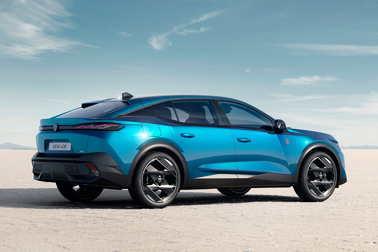 Như truyền thống, Peugeot 408 2023 mới sẽ định vị giữa mẫu hatchback 308 và mẫu sedan 508. Giá bán của Peugeot 408 tại Châu Âu vẫn chưa được công bố, nhưng mẫu CUV coupe của Peugeot sẽ bán ra vào đầu năm 2023 tại Châu Âu cũng như Trung Quốc.