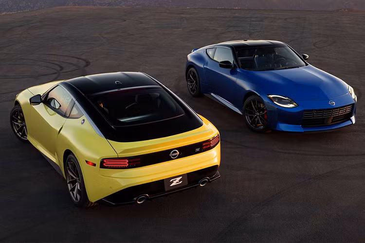 Bên cạnh đó, mẫu xe thể thao hai cửa nhà Nissan vẫn chưa được phát giá hay tiết lộ các tùy chọn cấu hình chi tiết tại thị trường Mỹ. Tuy nhiên mức giá mà các dân chơi phải chi để sở hữu "em nó" sẽ nằm trong khoảng trên dưới 40.000 USD.