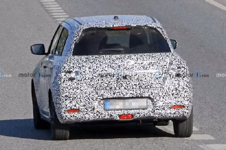 Đây là phiên bản mà Suzuki hợp tác với Toyota. Swift Sport sẽ được giới thiệu trong vòng một năm sau khi phiên bản tiêu chuẩn ra mắt. Suzuki Swift 2023 có thể sẽ được giới thiệu vào đầu năm sau. Swift ban đầu phát triển hướng đến thị trường châu Âu khó tính. 