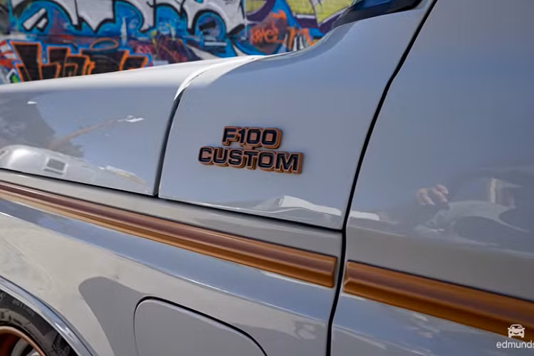 Theo dõi video, ta thấy người trải nghiệm của “Edmund Cars” tỏ ra rất hứng thú với chiếc bán tải điện độc đáo này, cho dù cảm giác lái thực tế có thể không được như kỳ vọng.