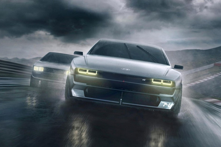 Tuy N Vision 74 rất ấn tượng nhưng Hyundai không có ý định đưa mẫu xe concept này lên dây chuyền sản xuất thương mại trong tương lai. Thay vào đó, hãng Hyundai khẳng định N Vision 74 sẽ "tiếp tục được các kỹ sư thử nghiệm và kiểm tra để xe thương mại mang thương hiệu N trong tương lai có thể dùng những công nghệ tiên tiến này".