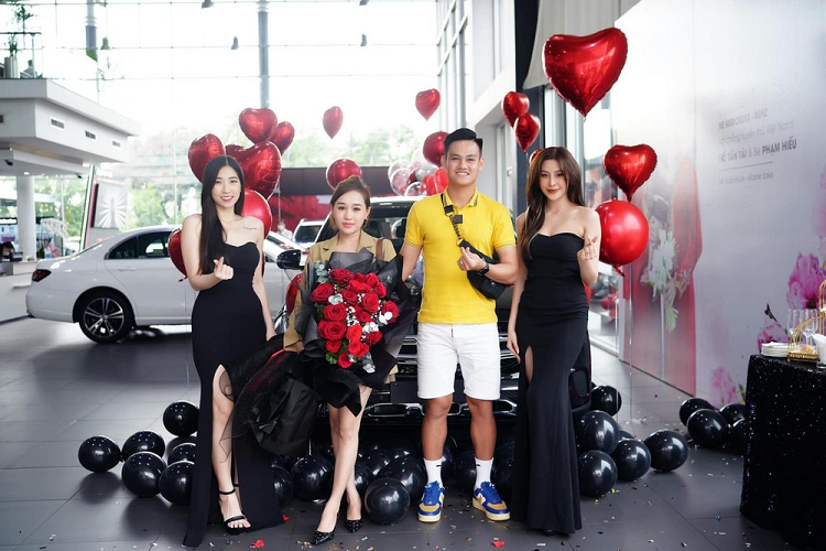 Cau thu Ho Tan Tai chi hon 2 ty 'tau