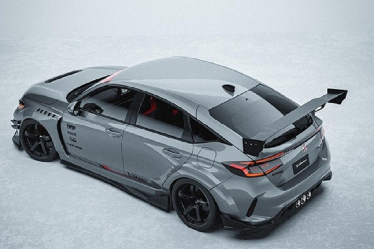 Nhiều nguồn tin cho rằng cỗ máy này sẽ sản sinh công suất 325 mã lực và mô-men xoắn 420 Nm. Sức mạnh được chuyển đến bánh trước thông qua hộp số sàn sáu cấp.