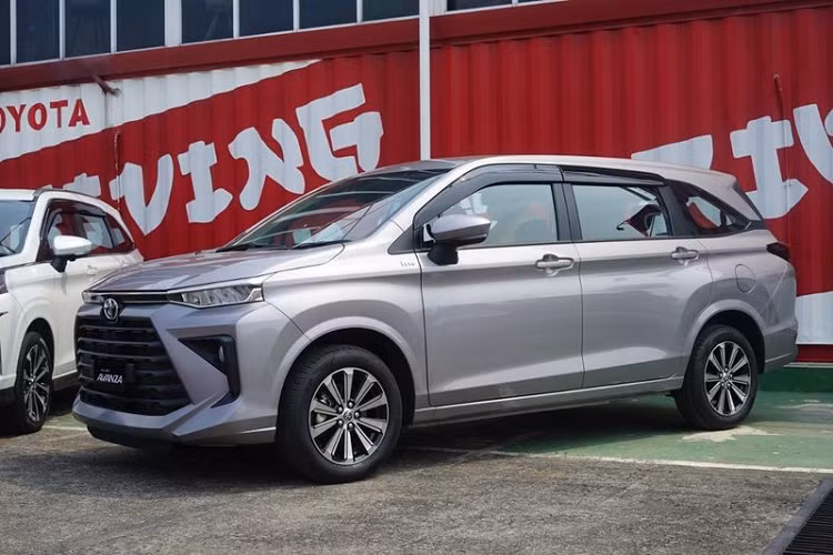 Toyota Avanza 2022 da ve toi Viet Nam, 