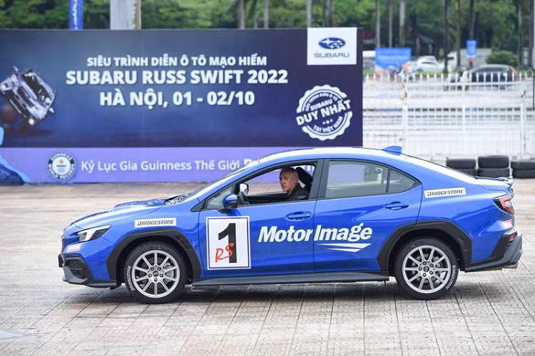 Theo đó, khách tham dự sẽ được hướng dẫn điều khiển mẫu xe SUV Subaru Forester đi qua các sa hình, tăng tốc để cảm nhận khả năng tăng tốc mượt mà của xe Subaru Forester, công nghệ EyeSight