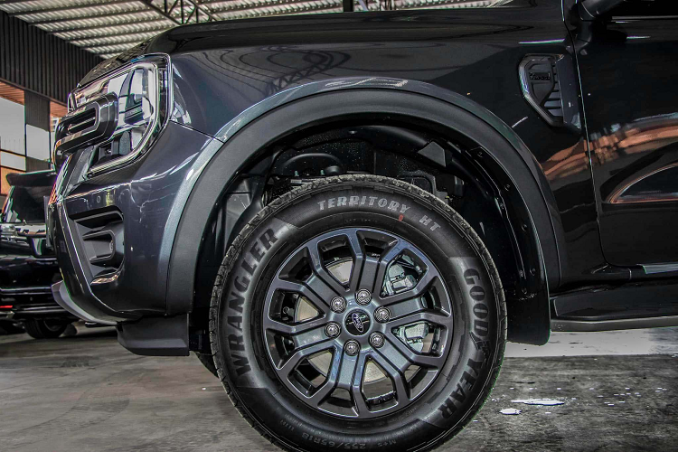 Mặc dù mẫu bán tải này được lắp ráp trong nước, tuy nhiên việc khủng hoảng chip điện tử có thể tác động đến việc sản xuất mẫu xe này để đáp ứng cho thị trường.