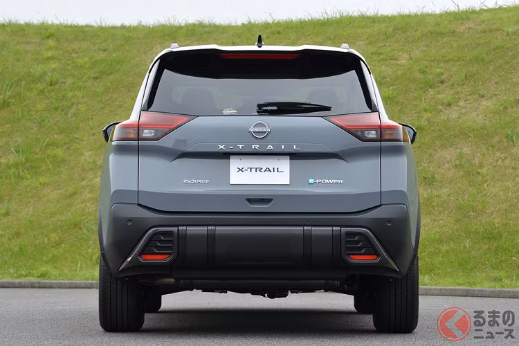 Tại thị trường Nhật Bản, giá xe Nissan X-Trail e-Power 2023 phiên bản X dao động từ 4.129.400 - 4.260.300 Yên (khoảng 698 - 720 triệu đồng).