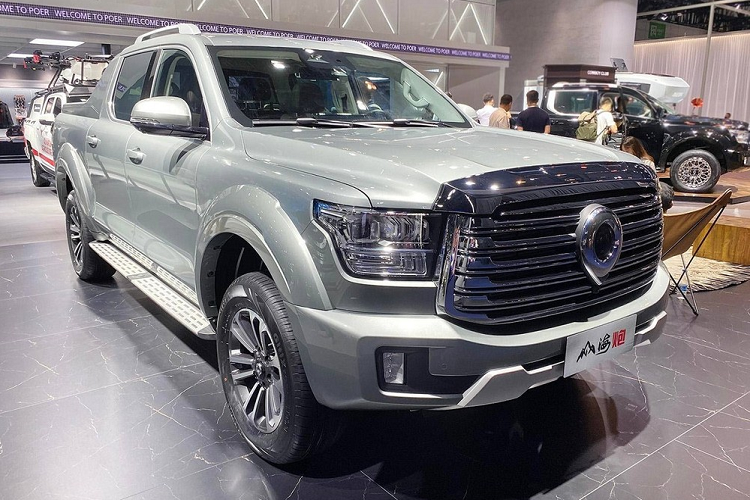 Cuối cùng là động cơ xăng V6, tăng áp, dung tích 3.0L với công suất tối đa 348 mã lực và mô-men xoắn cực đại 500 Nm. Động cơ này kết hợp với hộp số tự động 9 cấp và hệ dẫn động 4 bánh BorgWarner 4A+LOCK tiêu chuẩn. Hiện giá xe GWM Shanhai Cannon vẫn chưa được công bố. Tuy nhiên, nếu mẫu xe này được bán tại thị trường Việt Nam trong tương lai thì cũng chẳng có gì ngạc nhiên.