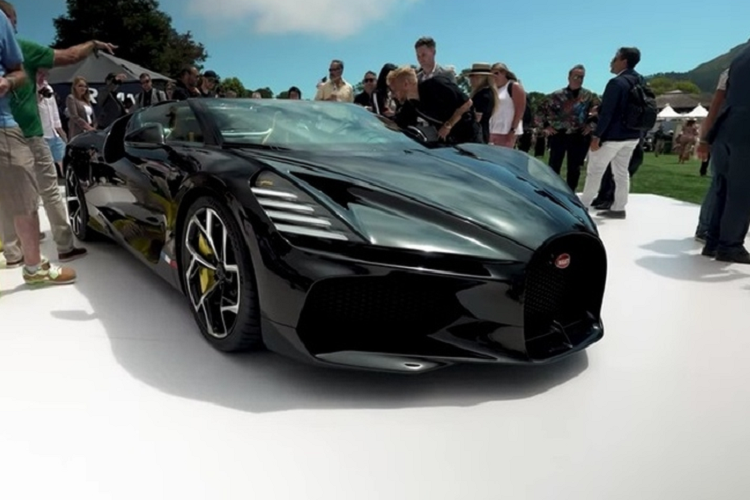  Bugatti W16 Mistral đặc biệt là chiếc xe đánh dấu sự kết thúc của kỷ nguyên W16, thương hiệu siêu xe Pháp muốn mang đến cho người hâm mộ trung thành của mình phần cuối cùng về sự tuyệt vời của động cơ W16 thông qua W16 Mistral.