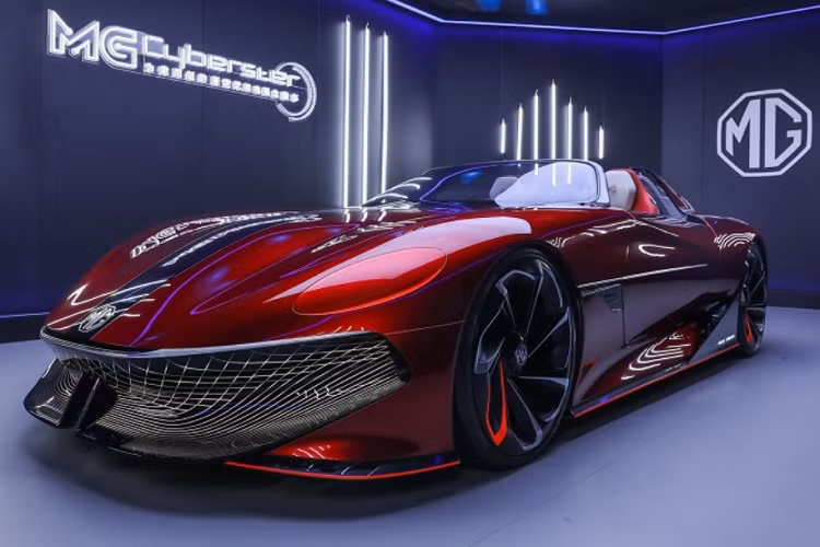 Phiên bản concept của mẫu xe thể thao mới đã từng được giới thiệu tại Triển lãm Ô tô Thượng Hải năm 2021 với tên gọi MG Cyberster hoàn toàn mới. 