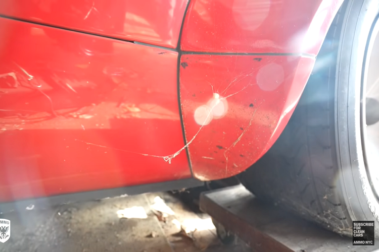 Nếu không, bạn có nguy cơ làm ô nhiễm các bề mặt khác bằng chính những thứ rác rưởi bẩn thỉu mà bạn đang cố gắng dọn dẹp.