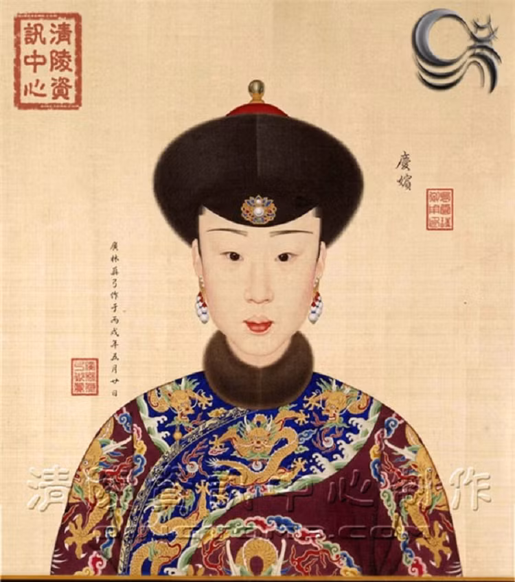 11 phi tan duoc sung ai nhat cua vua Can Long gom nhung ai?-Hinh-7