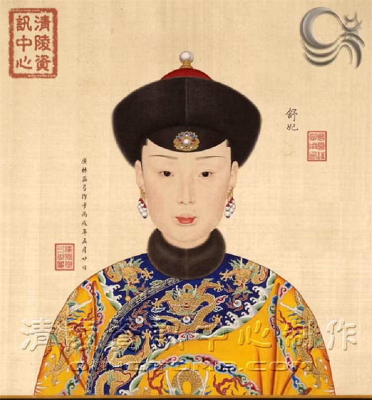 11 phi tan duoc sung ai nhat cua vua Can Long gom nhung ai?-Hinh-6