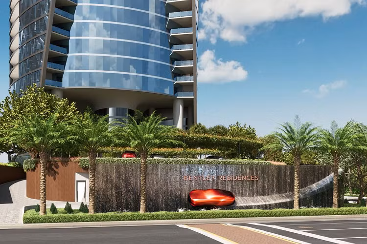 Vào năm 2026, Bentley sẽ chính thức khai trương tòa tháp Bentley Residences tại Sunny Isles Beach, Miami. Toà nhà này cao 61 tầng và mỗi căn hộ trên tòa tháp Bentley có diện tích không dưới 557 m2.
