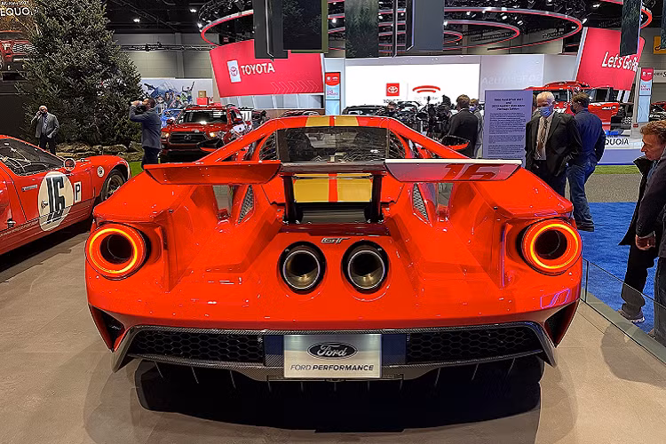 Từ phiên bản 2020 trở đi, công suất của xe được nâng lên 669 mã lực. Mức giá xe Ford GT Alan Mann Heritage Edition bản đặc biệt hiện chưa được công bố chính thức.