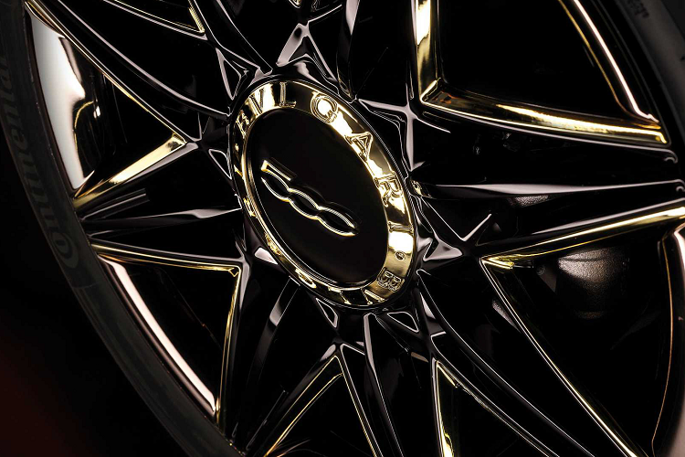 Tuy nhiên, nếu theo thử nghiệm tại thị trường Mỹ, mẫu xe này có thể đi được phạm vi ít hơn một chút so với thông số công bố tại châu Âu.