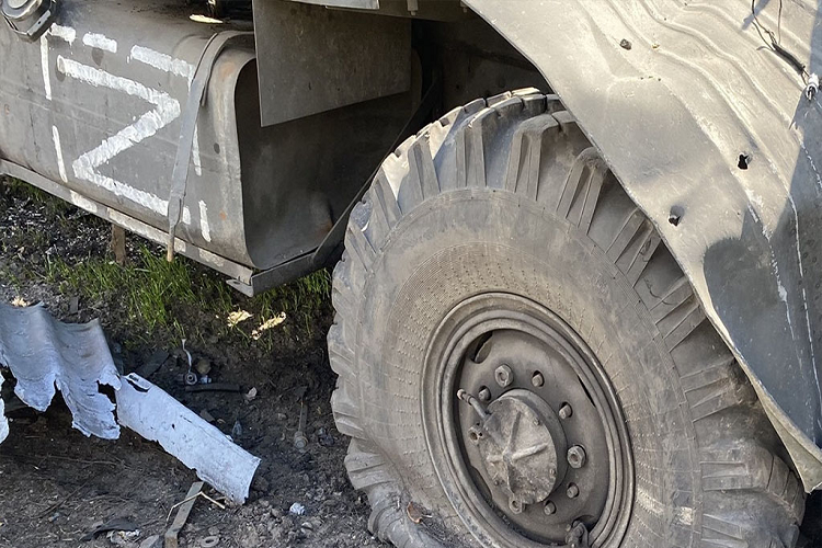 Điều này cho thấy chất lượng "nồi đồng cối đá" của đồ Liên Xô, đặc biệt là thiết bị quân sự, bền bỉ đến thế nào và nó hoàn toàn vượt ngoài sức tưởng tượng của số đông! Cũng nhờ chất lượng hoàn thiện đỉnh cao và độ bền này mà lực lượng quân đội Nga có thể hoàn toàn tiết kiệm được một khoản chi phí bảo dưỡng cực kỳ lớn, thay vì phải thay mới định kỳ để đảm bảo chế độ sẵn sàng chiến đấu của các thiết bị quân sự.