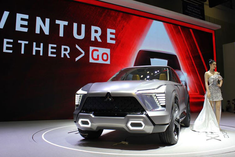 Tại triển lãmVMS 2022 vừa diễn ra tại Tp. HCM, hãng Mitsubishi đã chính thức ra mắt mẫu xe concept hoàn toàn mới mang tên XFC. Đây là sự kiện ra mắt toàn cầu của mẫu xe concept này. Đặc biệt, Mitsubishi XFC bản thương mại sẽ sớm được bán ra tại thị trường Việt Nam.