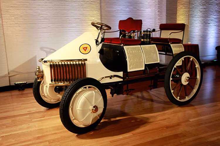 Xe oto hybrid co phai la lua chon sang suot thoi diem hien tai?