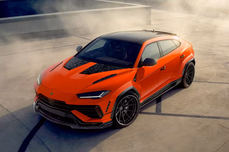 Nhằm hoàn thiện diện mạo tổng thể của gói độ, thương hiệu 1016 Industries sẽ cung cấp nhiều lựa chọn thiết kế mâm xe có kích thước ở mức 23 inch hoặc 24 inch. Ngoài ra, chiếc SUV vẫn giữ nguyên động cơ V8 4.0 lít tăng áp kép, sản sinh mức công suất lên tới 657 mã lực. Người mua cũng có thể lựa chọn trang trí bộ body kit cũng có sẵn được làm bằng vật liệu carbon đan chéo hoặc FRP.