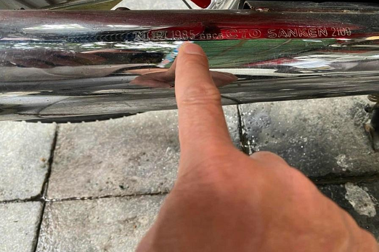 Khối động cơ này vẫn được Honda mệnh danh là Econo-Power với tem dán trên 2 “cốp” và một lô-gô trên nắp động cơ bên trái. Với phiên bản Những năm 1998 – 1999, Honda Super Cub C70 Deluxe kết thúc thời “hoàng kim” và ngừng sản xuất.